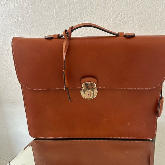 Dooney & Bourke Alto Gusset Brown Leather Briefcase with Gold Lock - Picture 5 of 11